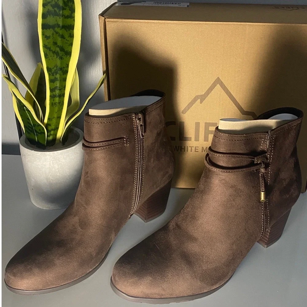 Cliffs‎ by White Mountain Brown Suede Ankle Boots Block Heel Size 7.5 - Picture 3 of 5